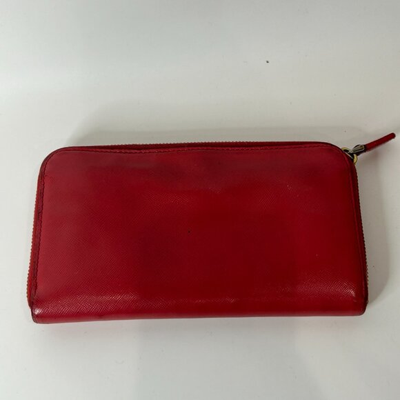 【9.26】 Preowned Prada wallet - Picture 2 of 16